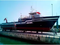 Kapal kru untuk dijual