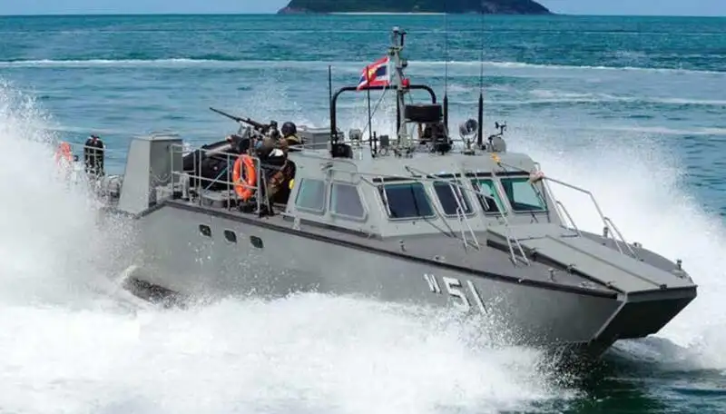 Kapal patroli untuk dijual