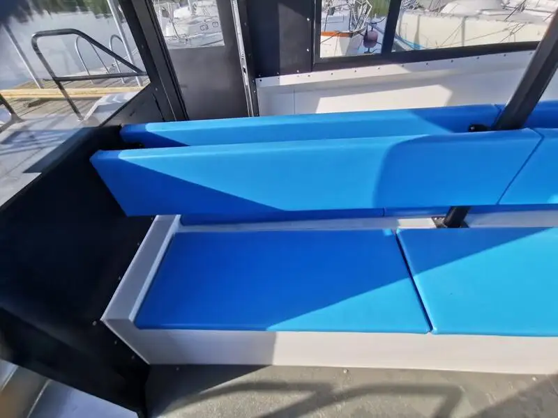 Kapal kontainer untuk dijual