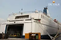 Kapal feri untuk dijual