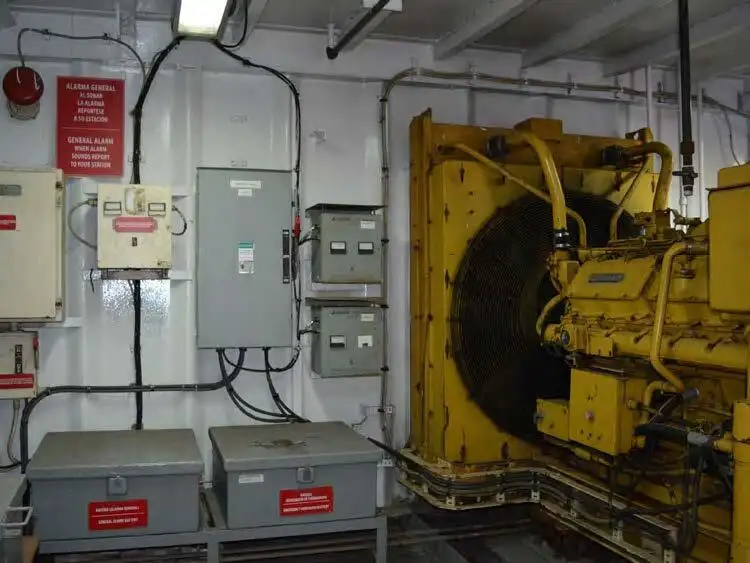 Kapal pengangkut LNG untuk dijual
