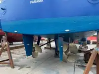 Kapal patroli untuk dijual