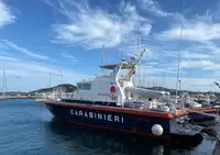 Kapal patroli untuk dijual