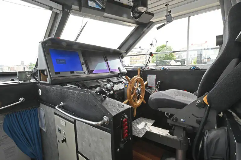 Kapal pesiar untuk dijual