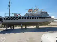 Kapal kru untuk dijual