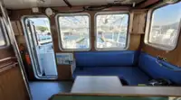 Kapal patroli untuk dijual