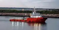 Kapal penarik dijual