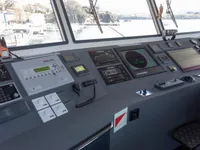 Kapal feri untuk dijual