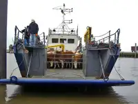 Kapal pendarat, tank untuk dijual