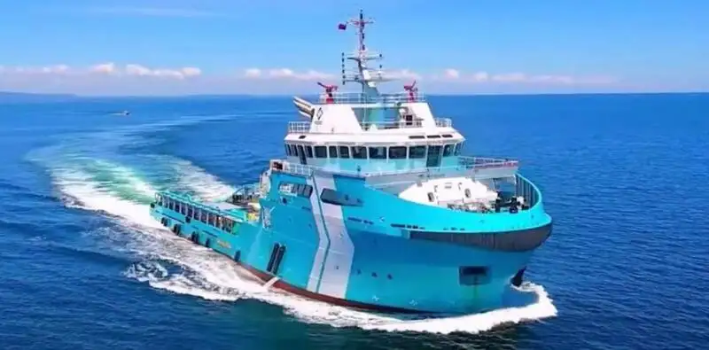 Kapal penarik dijual