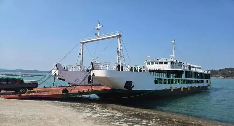 Kerajinan Pendaratan, Tank dijual