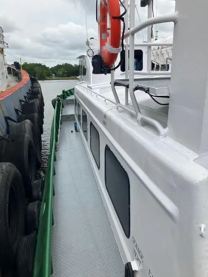 kapal kru dijual