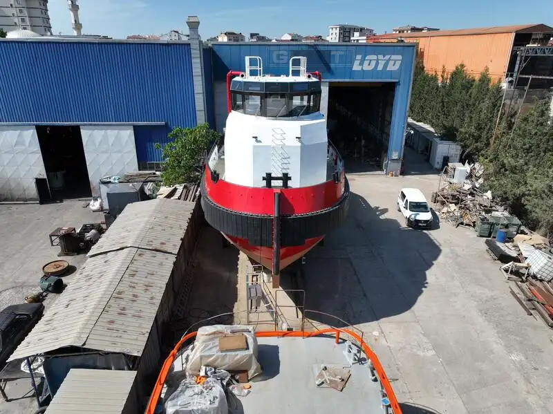 Kapal penarik dijual