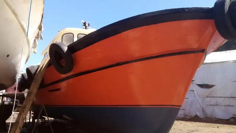 Kapal penarik dijual