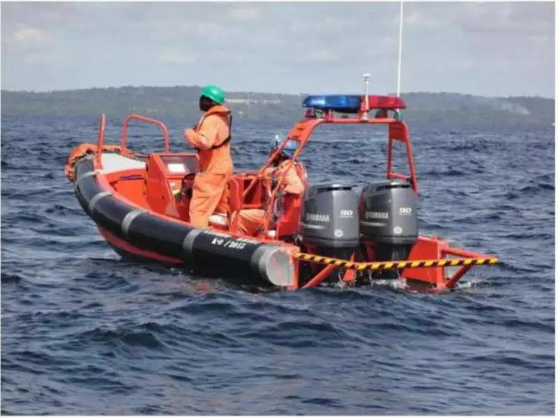 Kapal penyelamat dijual