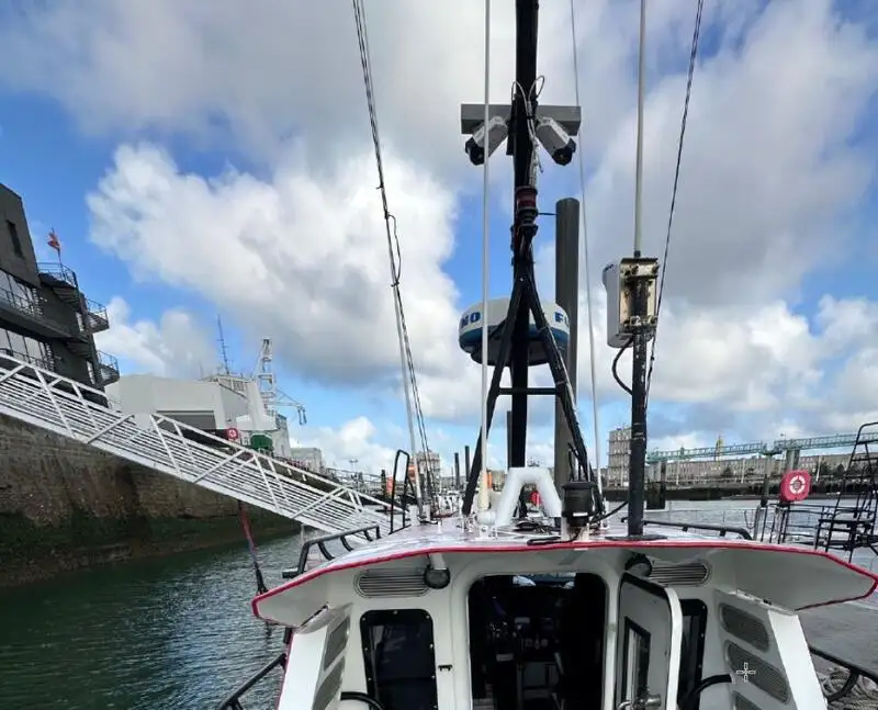 Kapal percontohan dijual