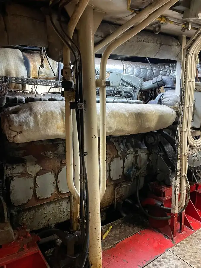 Kapal penarik dijual