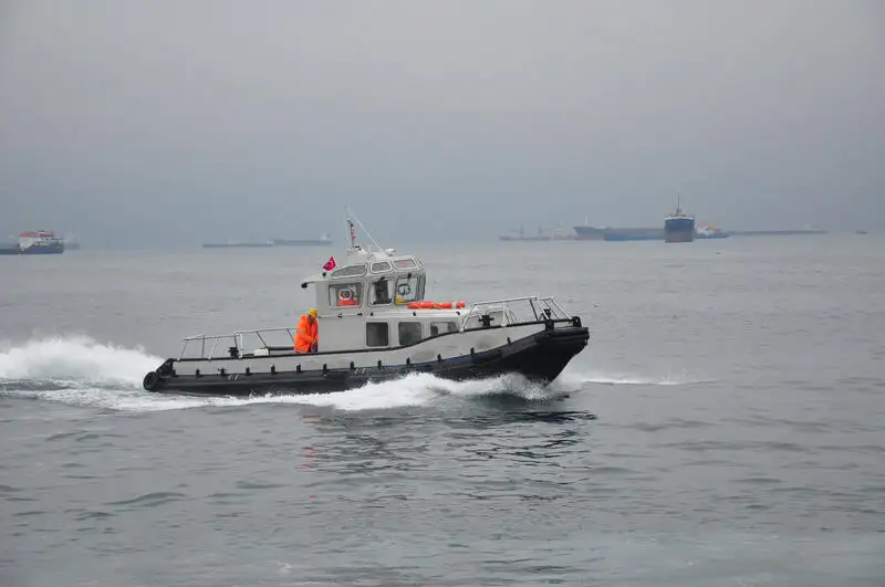 Kapal penarik dijual