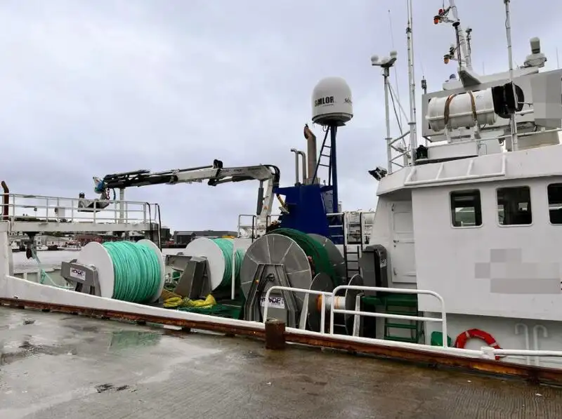 kapal pukat ikan dijual