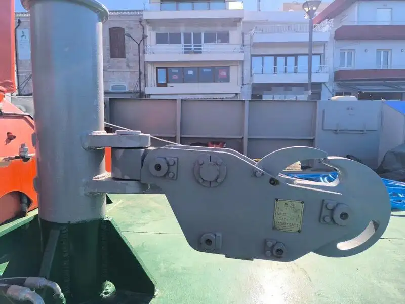 Kapal penarik dijual