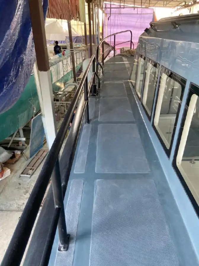 kapal kru dijual