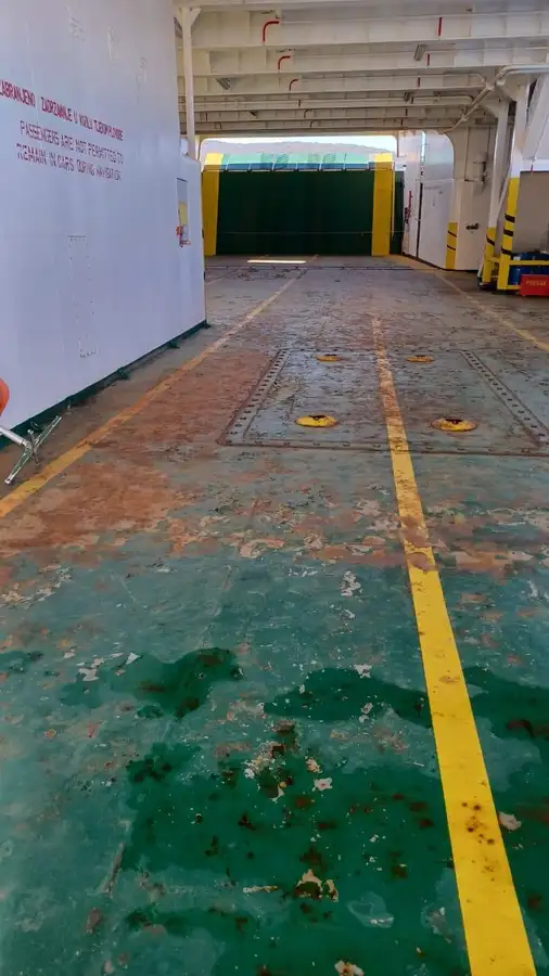 kapal RoPax dijual
