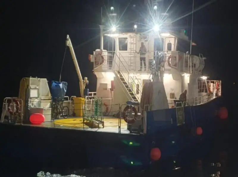 kapal pertanian angin dijual