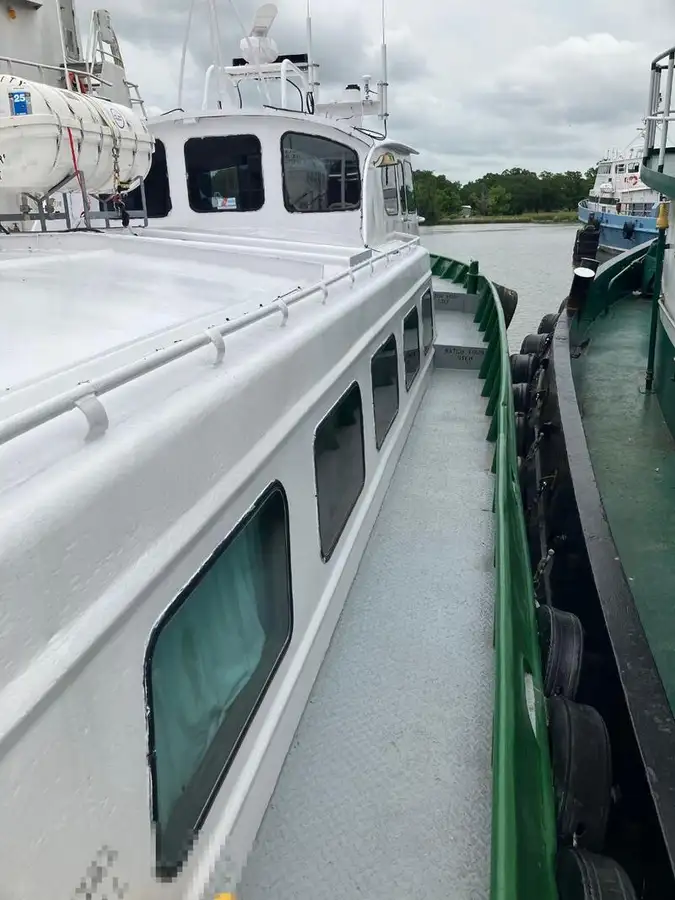 kapal kru dijual