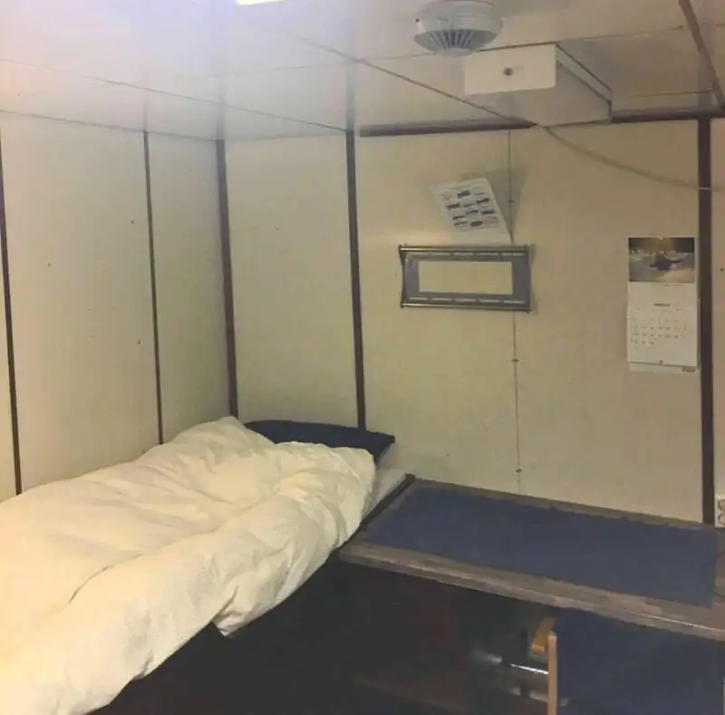 Kapal penarik dijual