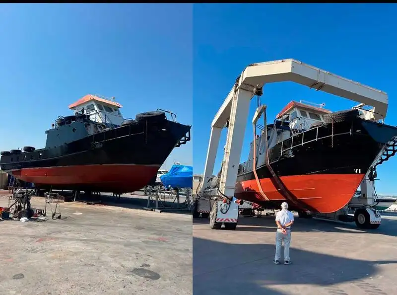 Kapal kerja dijual