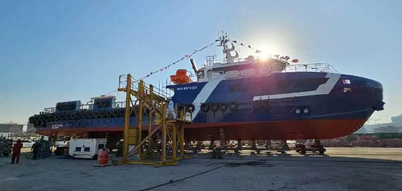 kapal kru dijual