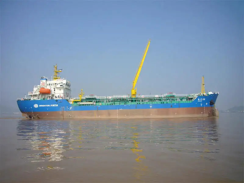 Kapal tanker minyak, kapal tanker kimia dijual