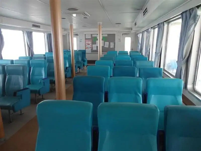 kapal RORO dijual