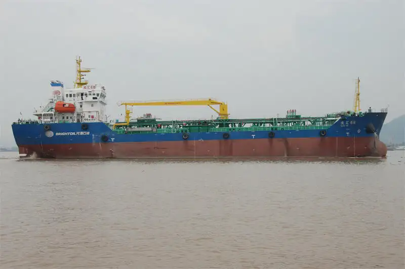 Kapal tanker minyak, kapal tanker kimia dijual