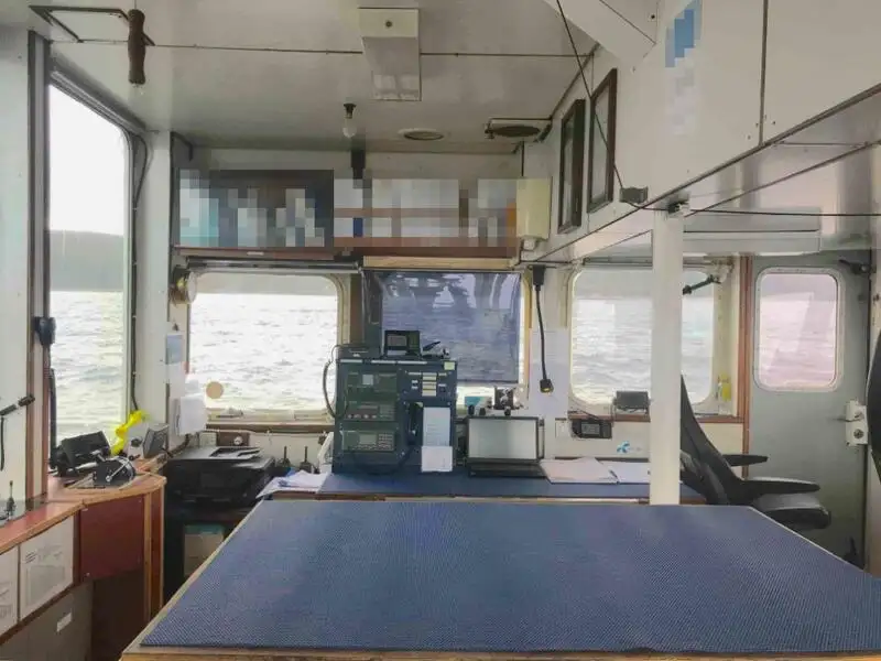 Kapal penarik dijual