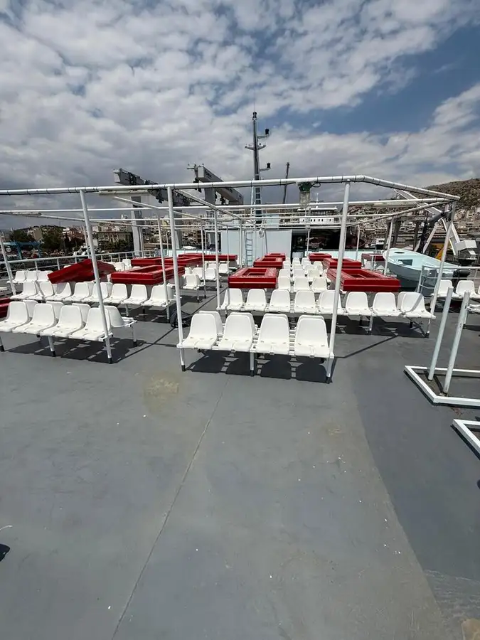 kapal RoPax dijual