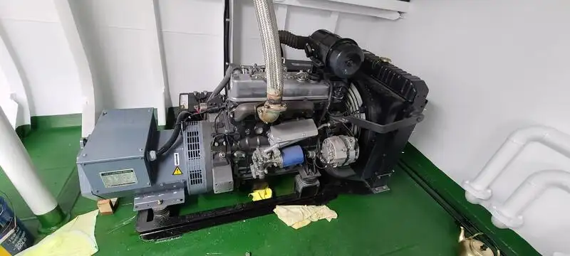Kapal penarik dijual