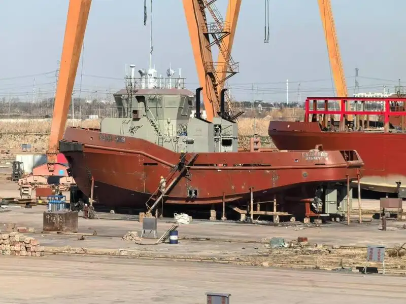 Kapal penarik dijual