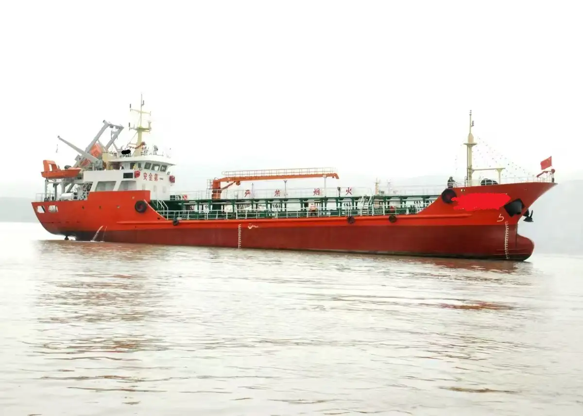 kapal tanker dijual