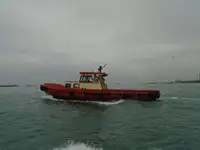 Kapal penarik dijual