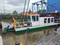 Kapal kontainer dijual