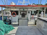 kapal pukat ikan dijual