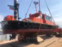 Kapal survei dijual