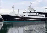 kapal pukat ikan dijual