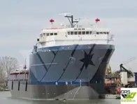 Kapal pasokan dijual