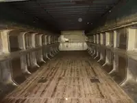 Pengangkut massal dijual