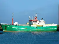 Kapal pasokan dijual