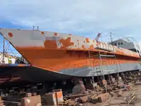 Kapal feri dijual