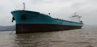 Kapal kontainer dijual