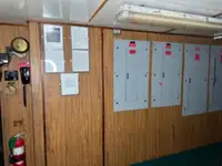 Kapal penarik dijual